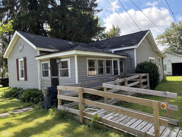 403 E Broad Street, Spiceland, IN 47385
