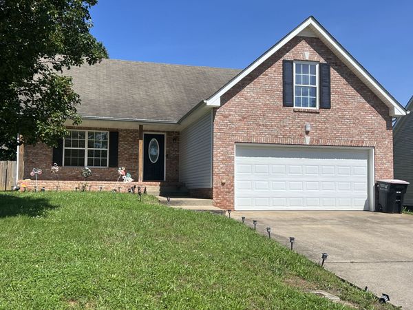 1524 Cedar Springs Cir, Clarksville, TN 37042