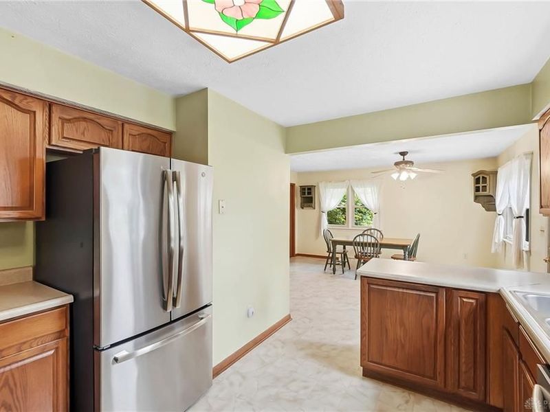 364 Park End Drive, Dayton, OH 45415 Photo 10
