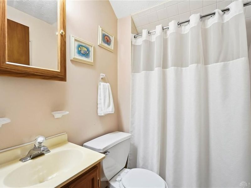 364 Park End Drive, Dayton, OH 45415 Photo 17