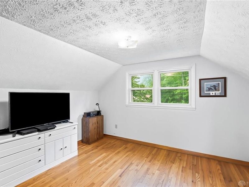 364 Park End Drive, Dayton, OH 45415 Photo 18