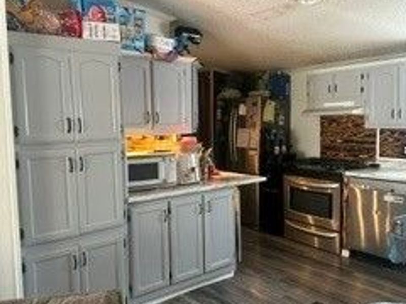 6390 Linda Lane, Ravenna, OH 44266 Photo 3