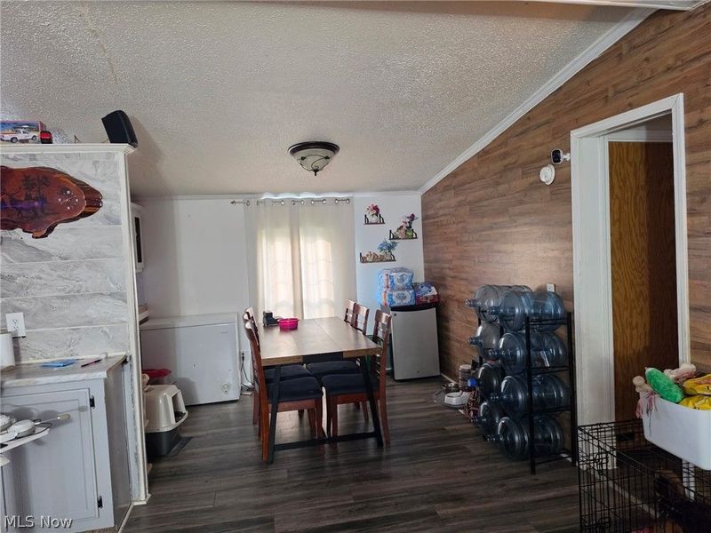 6390 Linda Lane, Ravenna, OH 44266 Photo 5