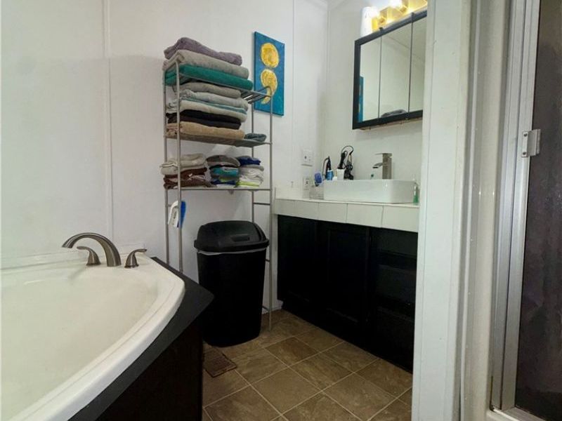 6390 Linda Lane, Ravenna, OH 44266 Photo 8