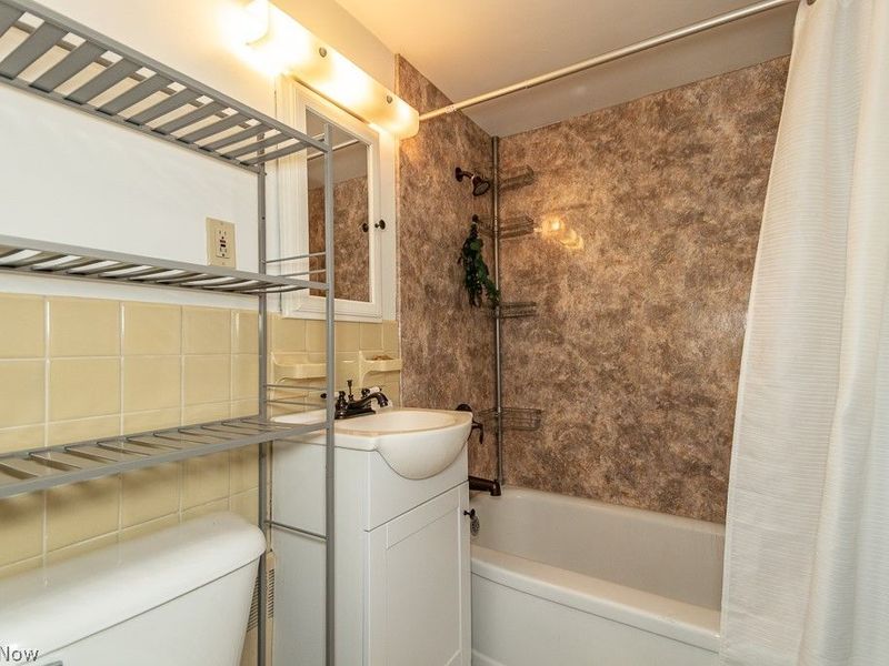 19201 Van Aken Boulevard, Unit 313, Shaker Heights, OH 44122 Photo 15