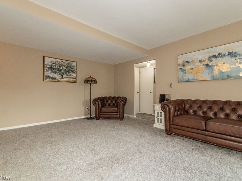 19201 Van Aken Boulevard, Unit 313, Shaker Heights, OH 44122 Photo 5
