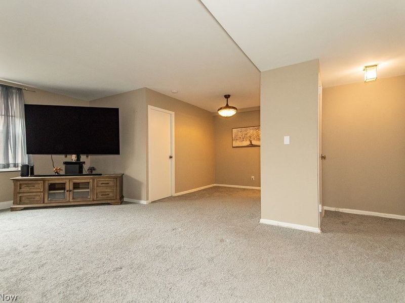 19201 Van Aken Boulevard, Unit 313, Shaker Heights, OH 44122 Photo 7