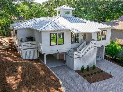 19 Sandcrab Court, Isle of Palms, SC 29451