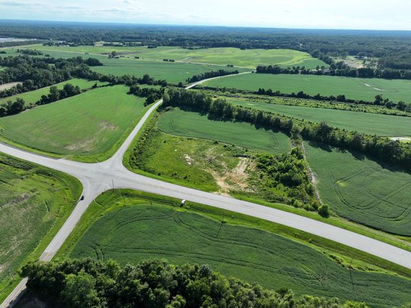 Glendale Rd, New Albany, MS 38652