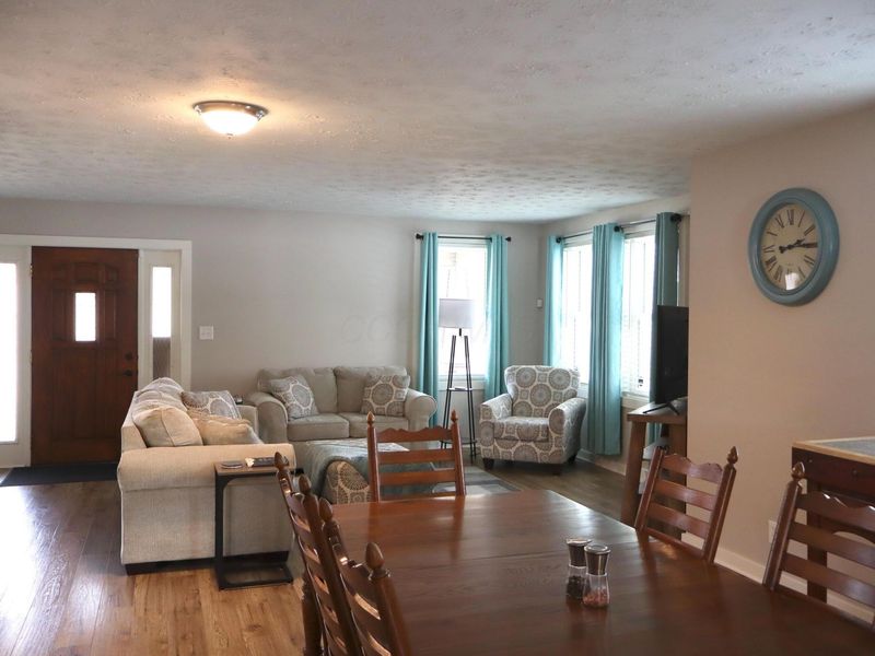 484 E Main Street, Circleville, OH 43113 Photo 10