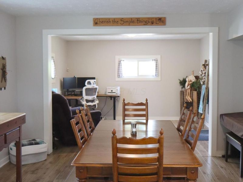 484 E Main Street, Circleville, OH 43113 Photo 9
