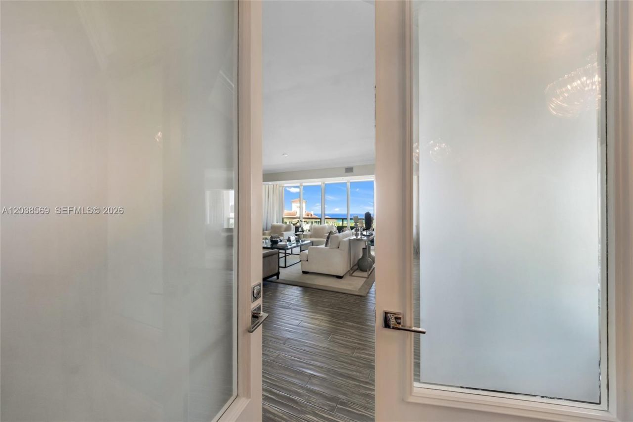 20155 NE 38th Ct , Unit 1802, Aventura, FL 33180 Photo