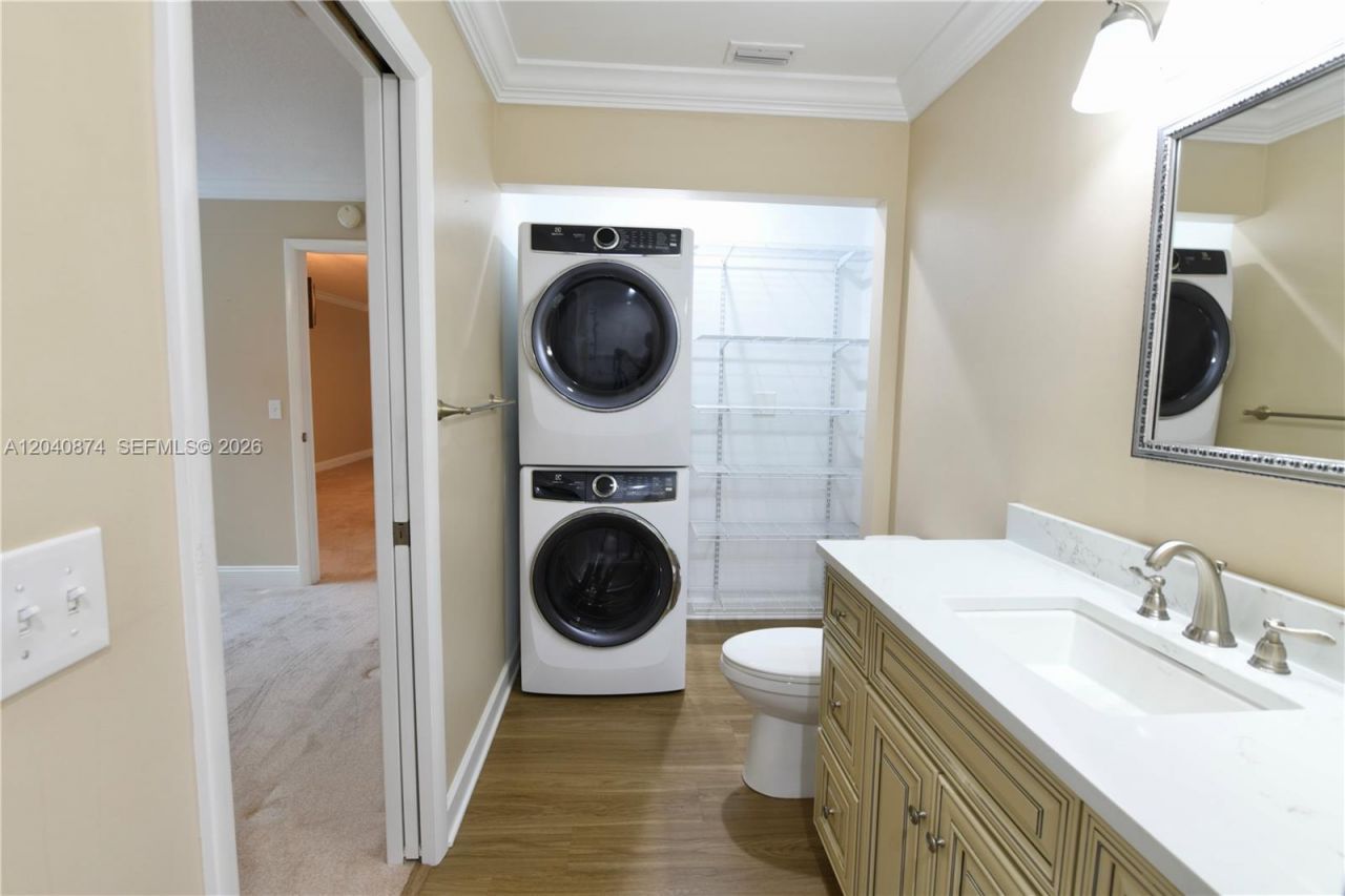 1188 Breezy Way , Unit 6D, Sebastian, FL 32958 Photo
