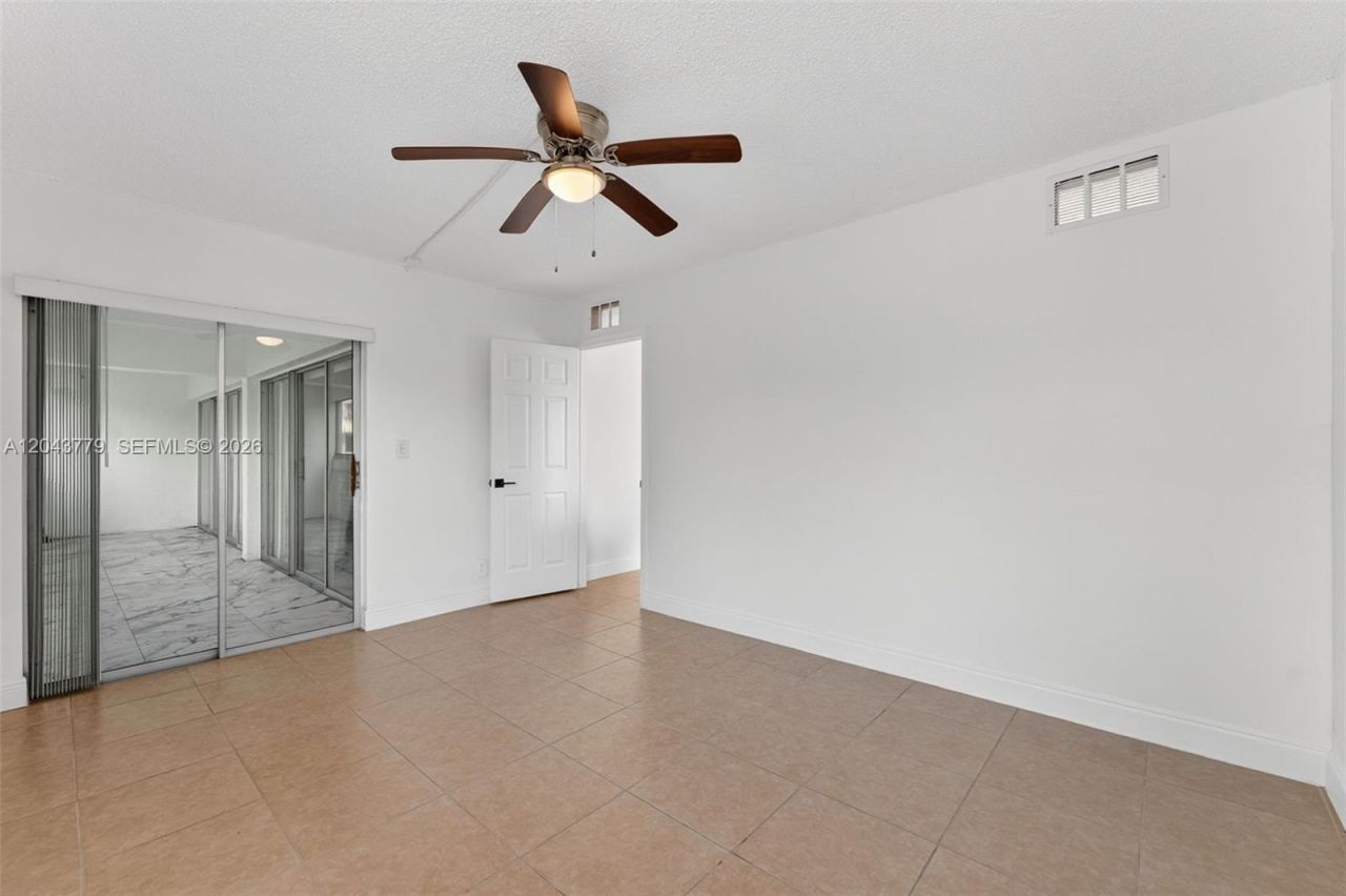 3301 Spanish Moss Ter , Unit 405, Lauderhill, FL 33319 Photo