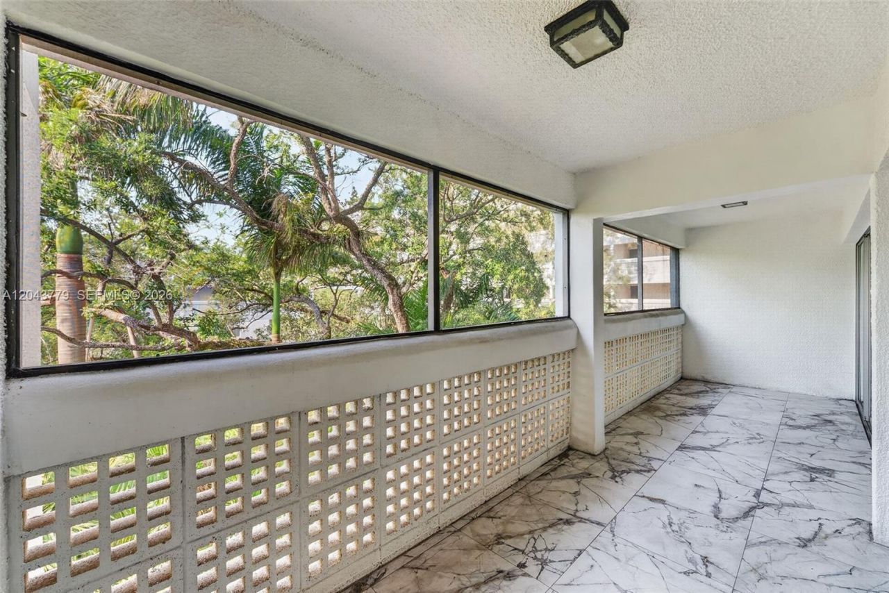 3301 Spanish Moss Ter , Unit 405, Lauderhill, FL 33319 Photo