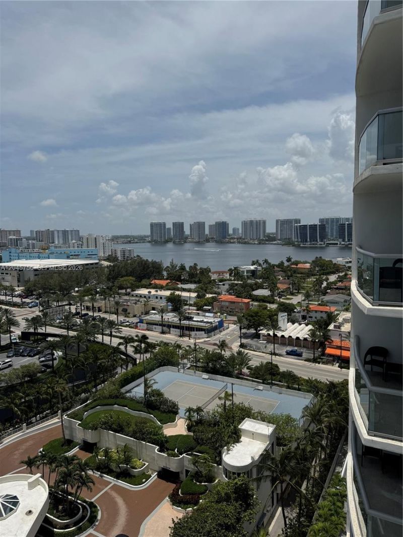 18683 Collins Ave, Unit 1610, Sunny Isles Beach, FL 33160 Photo