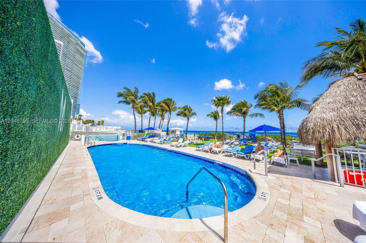 18683 Collins Ave, Unit 1610, Sunny Isles Beach, FL 33160 Photo