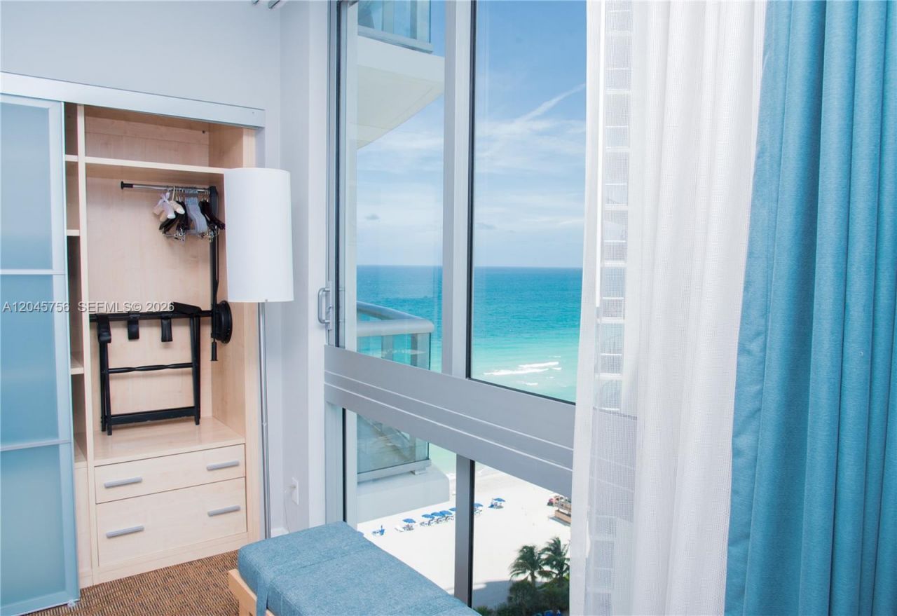 18683 Collins Ave, Unit 1610, Sunny Isles Beach, FL 33160 Photo