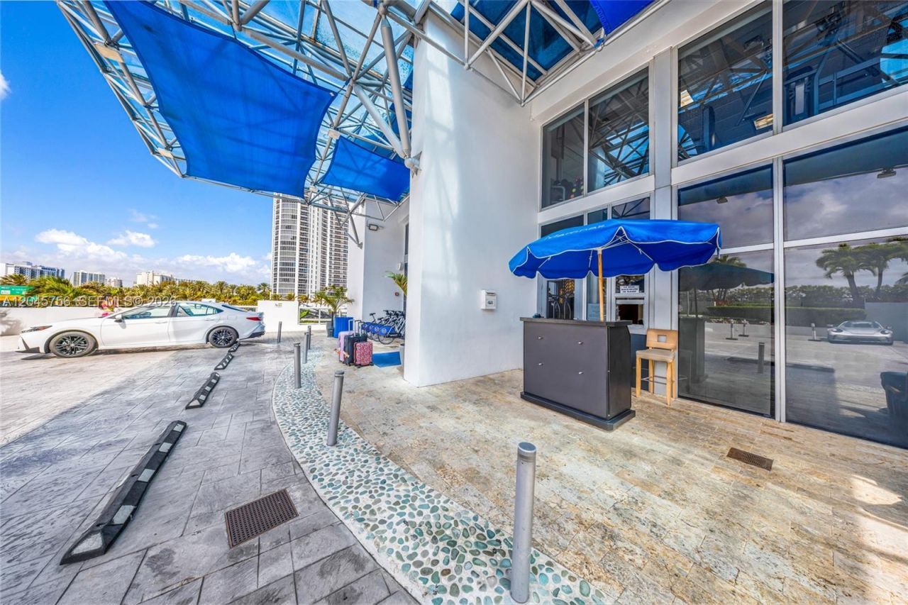 18683 Collins Ave, Unit 1610, Sunny Isles Beach, FL 33160 Photo