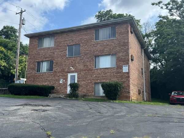 4438 Hamilton Avenue, Cincinnati, OH 45223