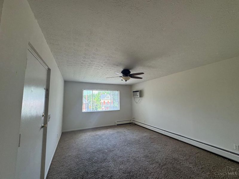 4438 Hamilton Avenue, Cincinnati, OH 45223 Photo 2
