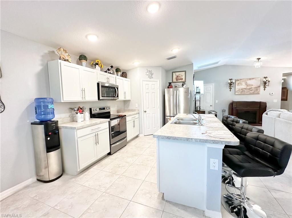 3214 68th St W, Lehigh Acres, FL 33971 Photo