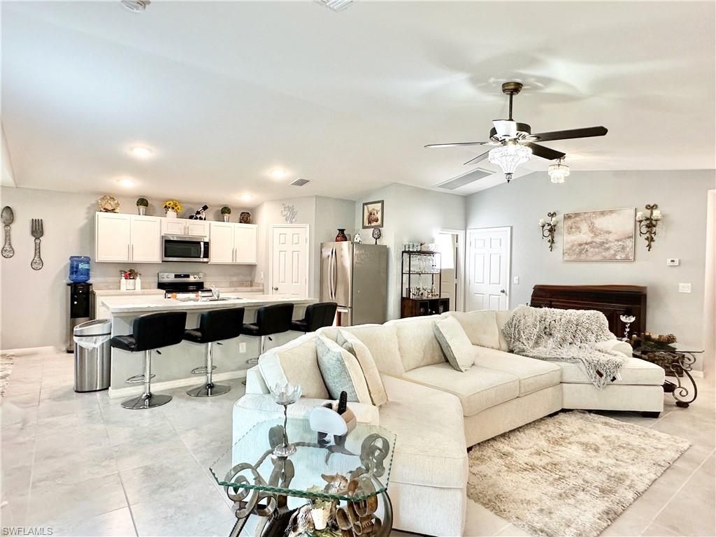3214 68th St W, Lehigh Acres, FL 33971 Photo