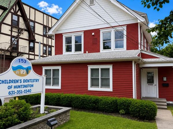 153 Main Street , Huntington, NY 11743