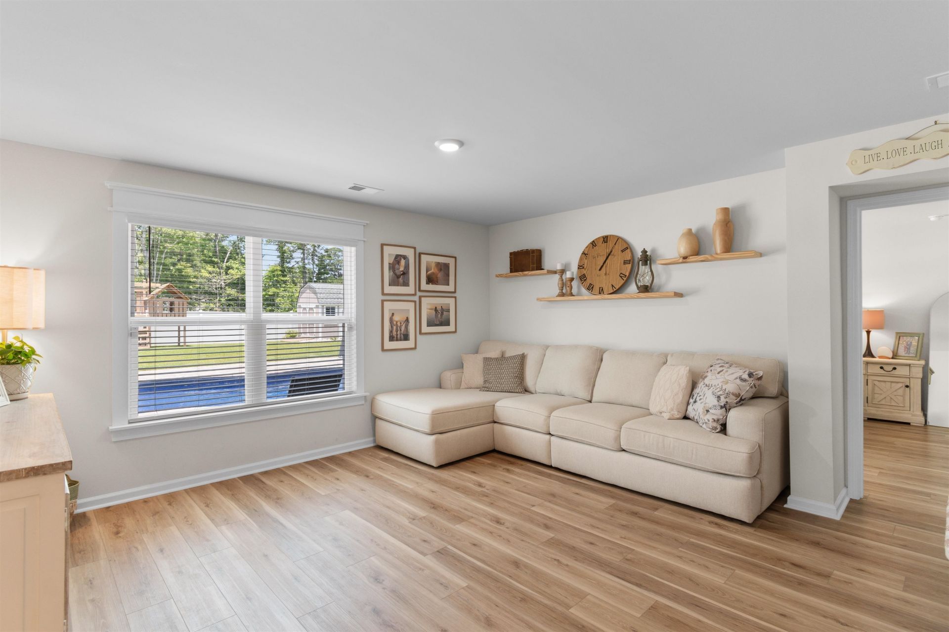 123 Brittmore Park Pl. Photo 17