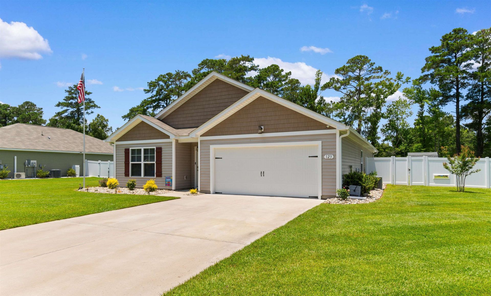 123 Brittmore Park Pl. Photo 4
