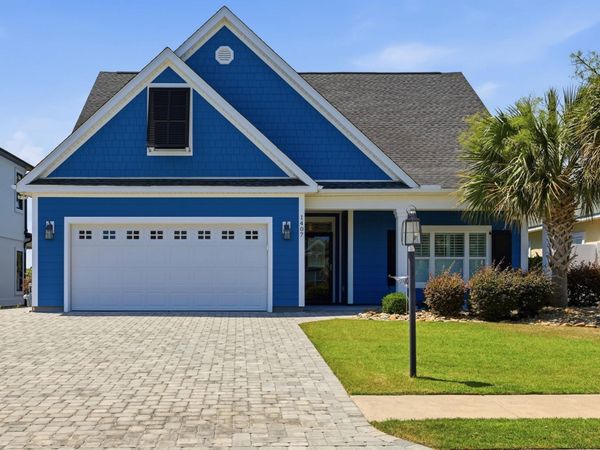 1407 Landfall Dr. , North Myrtle Beach, SC 29582