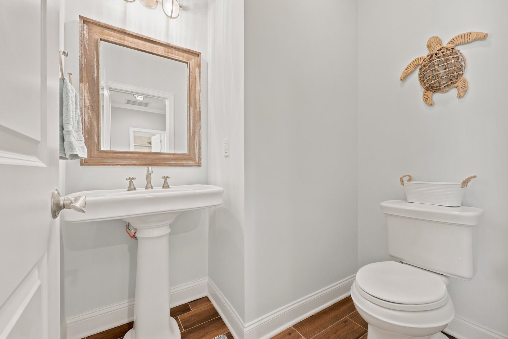1407 Landfall Dr. Photo 20
