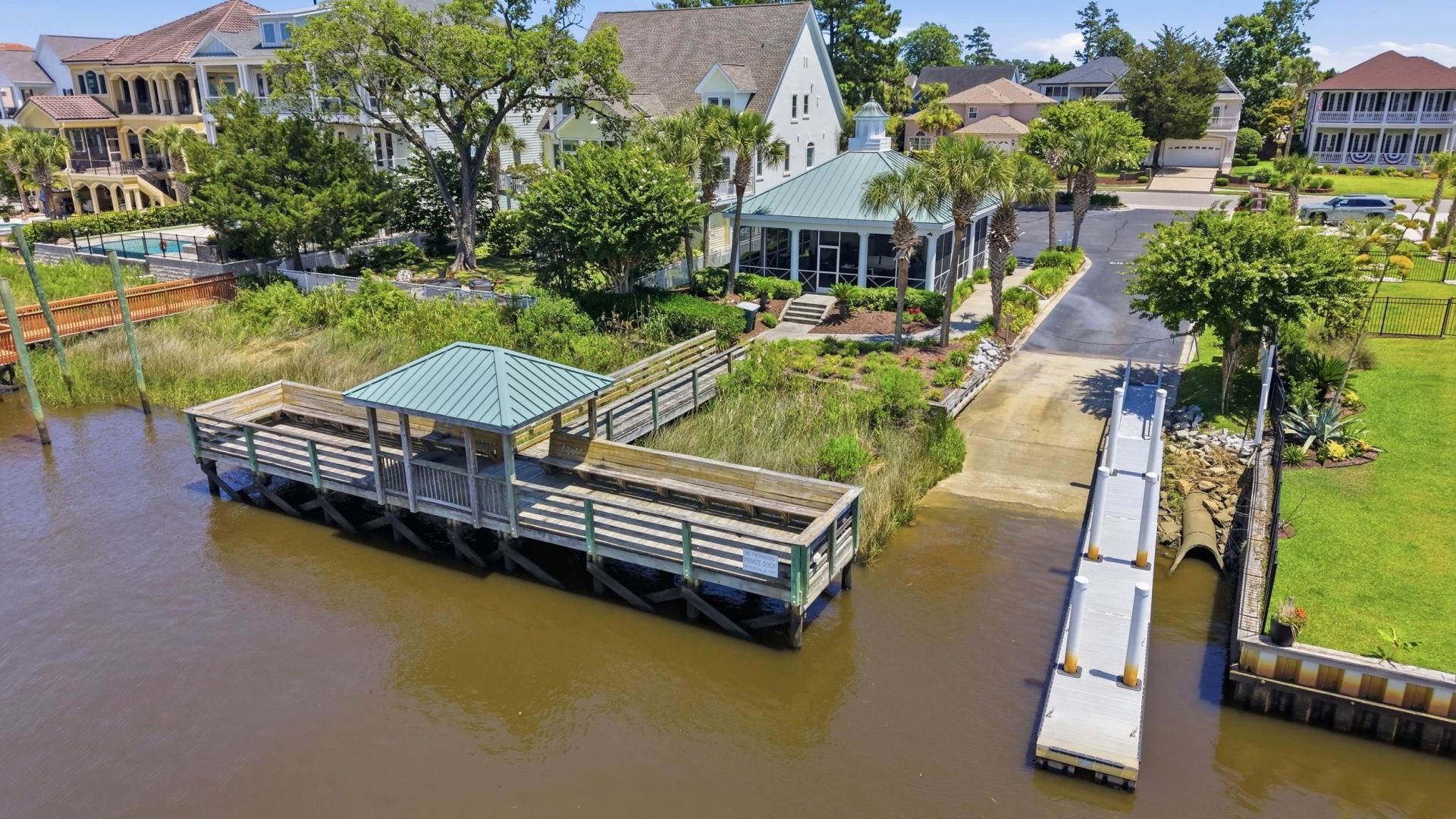 1407 Landfall Dr. Photo 60