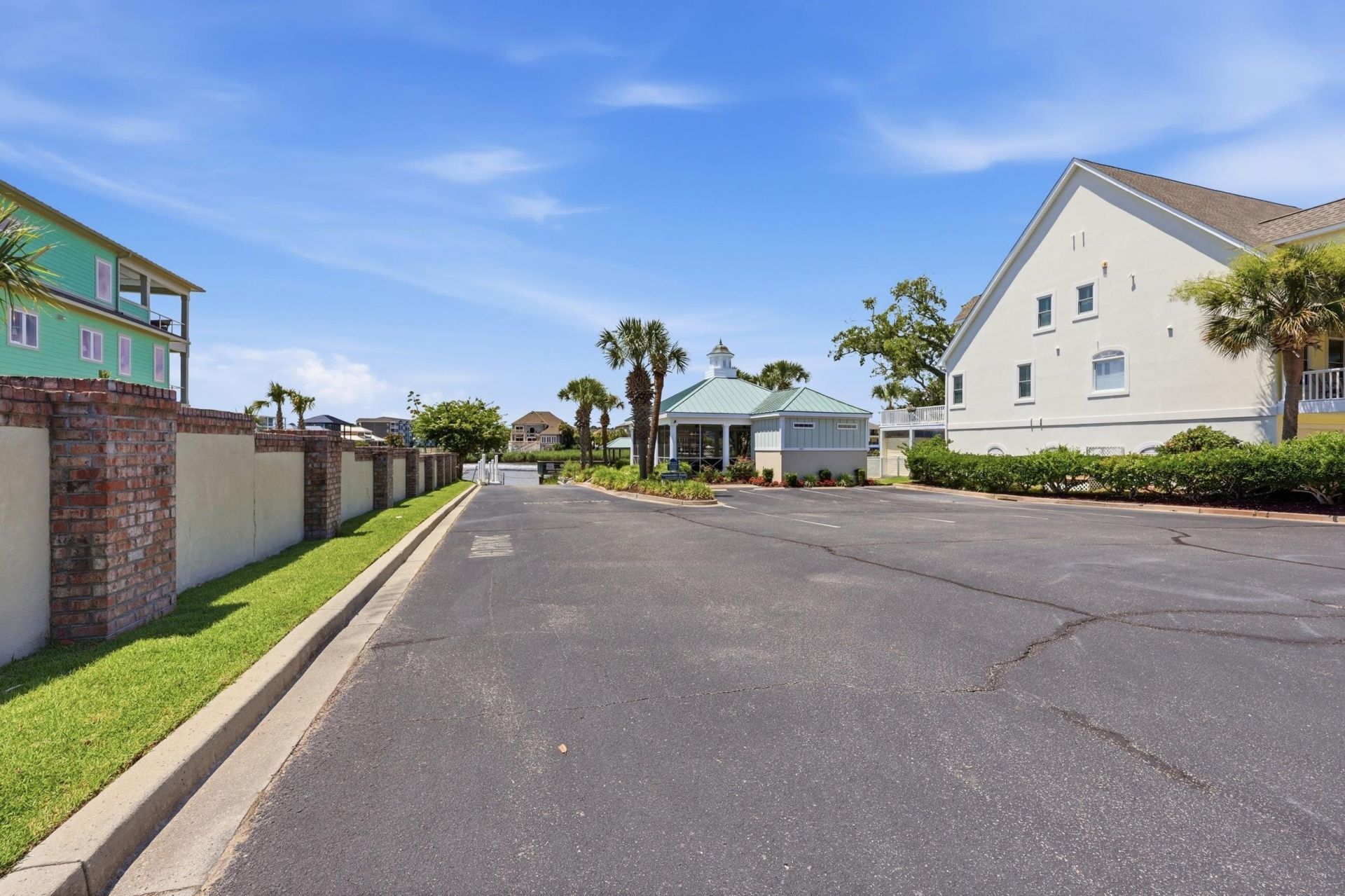 1407 Landfall Dr. Photo 64