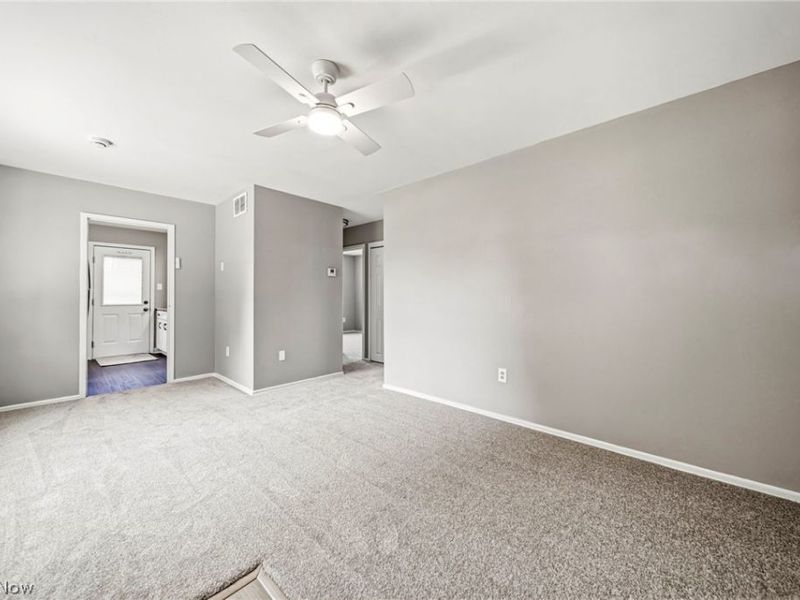 245 E 235th Street, Unit 131, Euclid, OH 44123 Photo 9