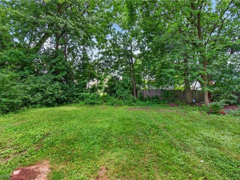 471 Beechwood Drive, Akron, OH 44320 Photo 20