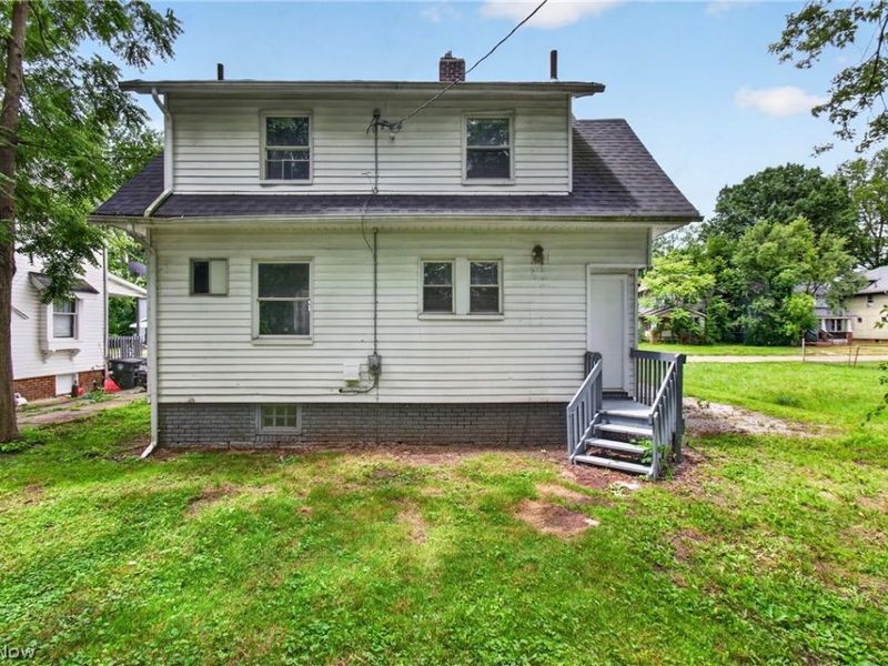 471 Beechwood Drive, Akron, OH 44320 Photo 21