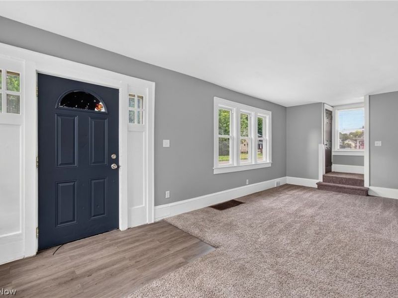471 Beechwood Drive, Akron, OH 44320 Photo 6