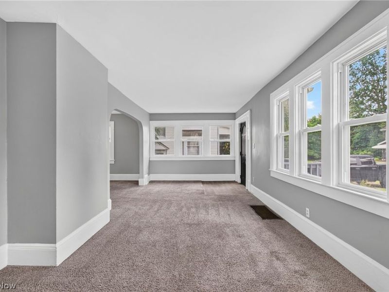471 Beechwood Drive, Akron, OH 44320 Photo 7