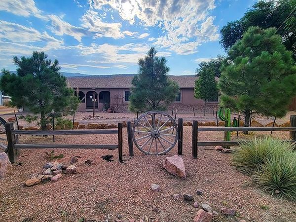 1049 York Ave, Canon City, CO 81212