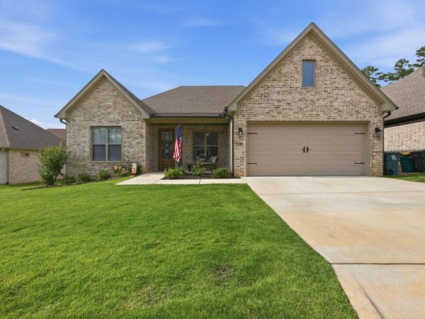 318 Rosemary Way, Little Rock, AR 72223