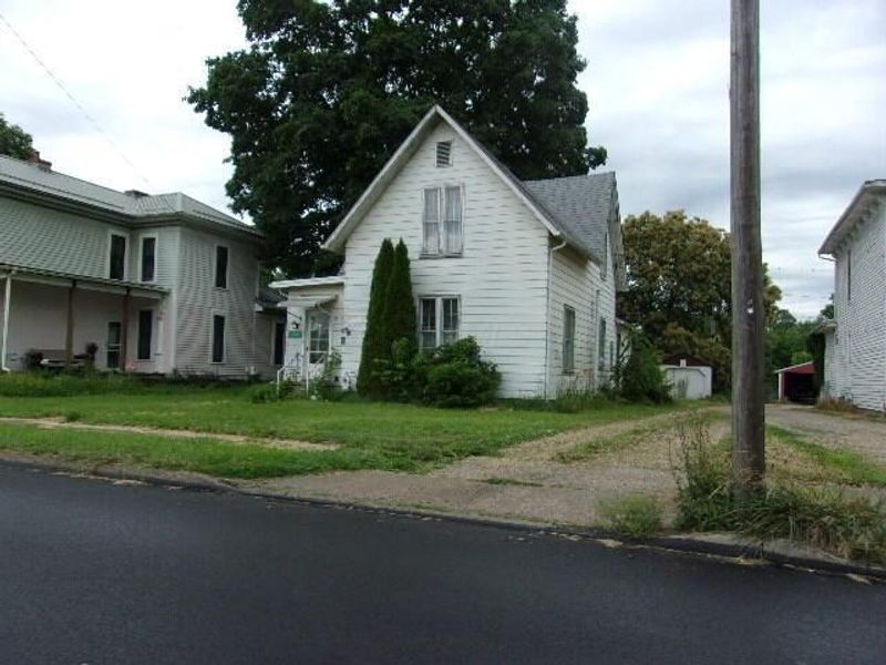 329 N Main Street , Utica, OH 43080 Photo 2