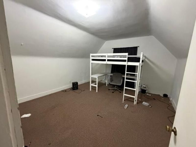 329 N Main Street , Utica, OH 43080 Photo 8