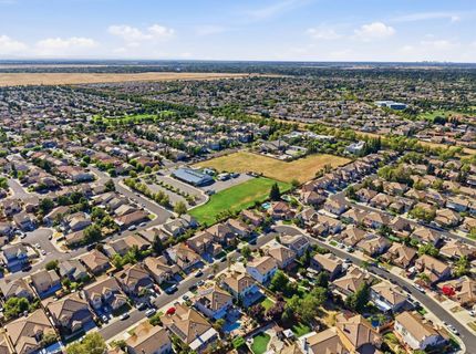 10140 Brenna Way, Elk Grove, CA 95757 Photo