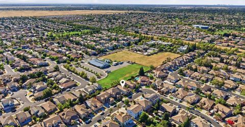 10140 Brenna Way, Elk Grove, CA 95757 Photo