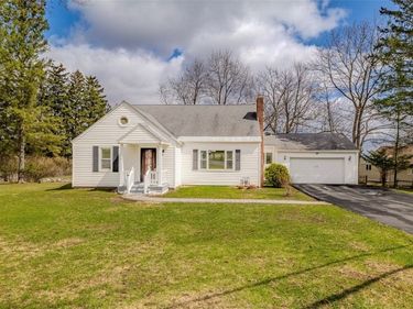 110 Harts Hill Terrace, Whitesboro, NY 13492