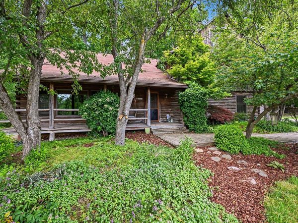 4410 Earhart Road, Ann Arbor, MI 48105
