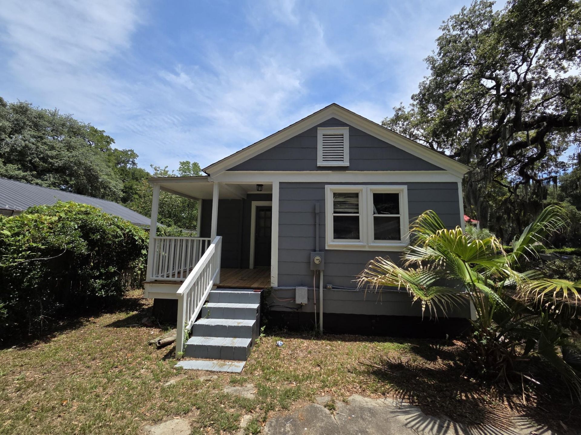 1362 Elm St.  Photo 9