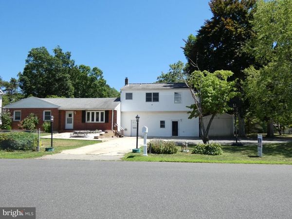 93 OUTBOARD AVENUE, MANAHAWKIN, NJ 08050