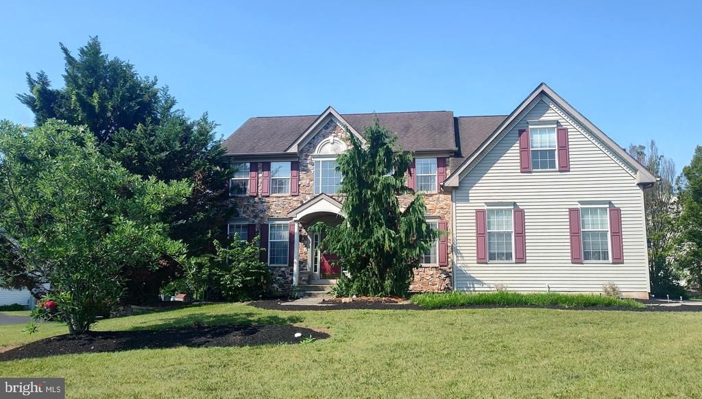 20 GREENSHIRE BOULEVARD , SCHWENKSVILLE, PA 19473